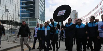 Memur-Sen’den CHP’ye siyah çelenk
