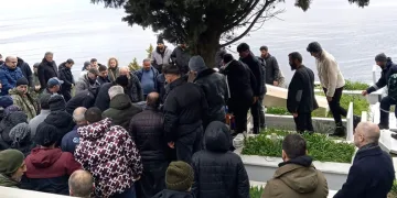 Hayatını kaybettiği Marmara Denizi’nin kıyısına defnedildi