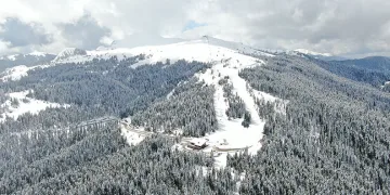 Ilgaz Dağı’nda mart ayında kar güzelliği