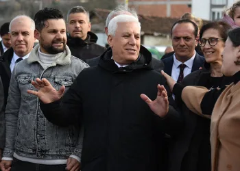 Bozbey’den İnegöl Yeniceköy’e kapalı pazar yeri sözü