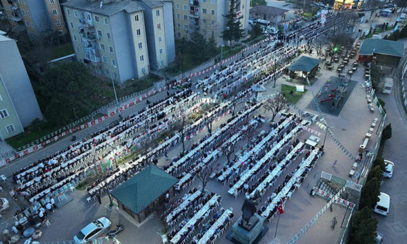 Kestel Belediyesi’nden 6 bin kişilik sokak iftarı