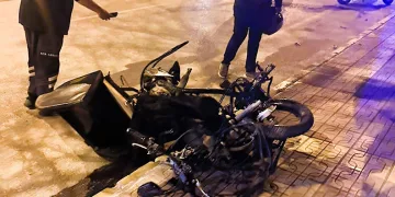 Alkollü sürücü çarptığı motokuryeyi ölüme terk etti