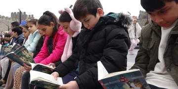 Kayseri’de yarışma kitap okuma şenliğine dönüştü