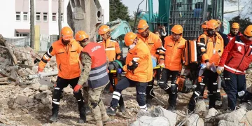 Deprem tatbikatı gerçeği aratmadı