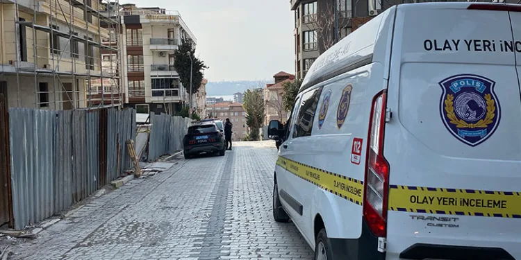 Küçükçekmece’de inşaatta erkek cesedi bulundu