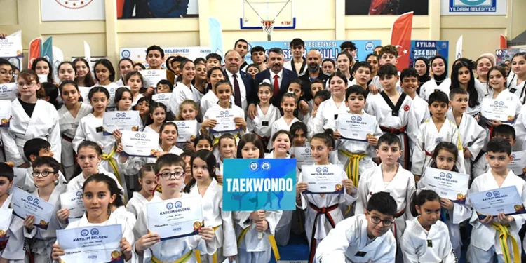 Yıldırım’da 255 bin kişi sporla buluştu