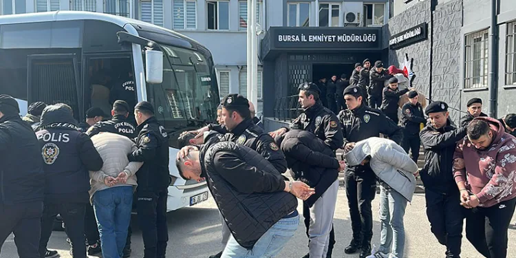 Bursa’da fuhuş çetesine operasyon: 19 tutuklama
