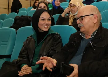 65 yaş üstü çınarlar üniversiteli oldu