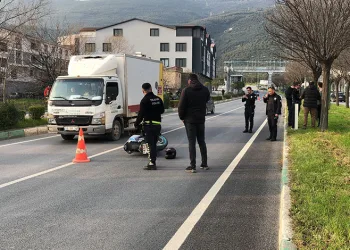 Bursa’da kazaya karışan motosiklet sürücüsü hayatını kaybetti