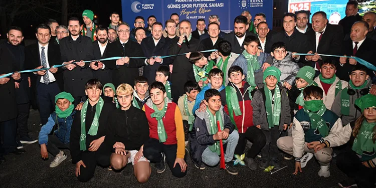 Panayır’a yeni futbol tesisi