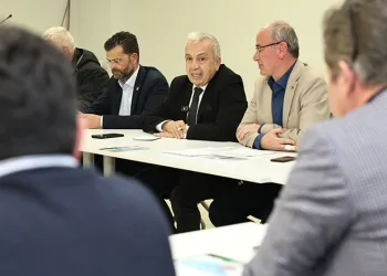 Şadi Özdemir’den amatör spor kulüplerine destek