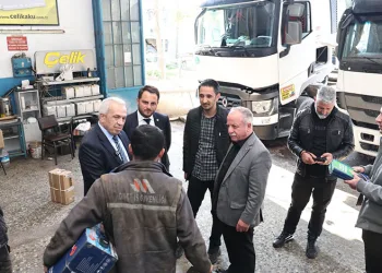 Şadi Özdemir Küçük Sanayi Sitesi’nde esnafı dinledi