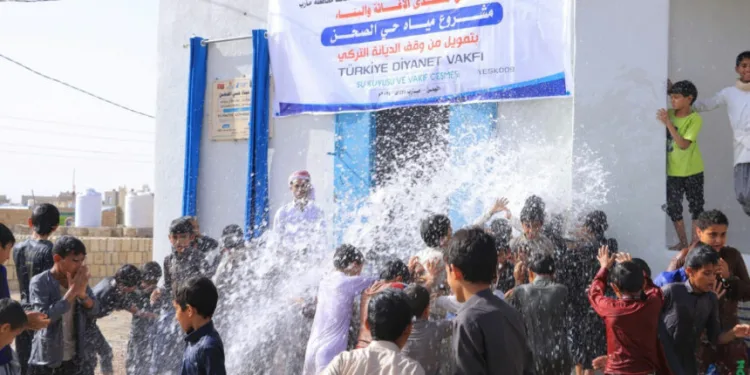 TDV, Yemen’de su kuyusu açtı