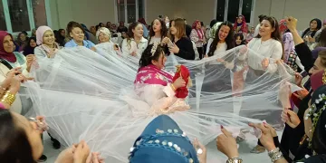 Zihinsel engelli genç kızın gelinlik hayali gerçek oldu