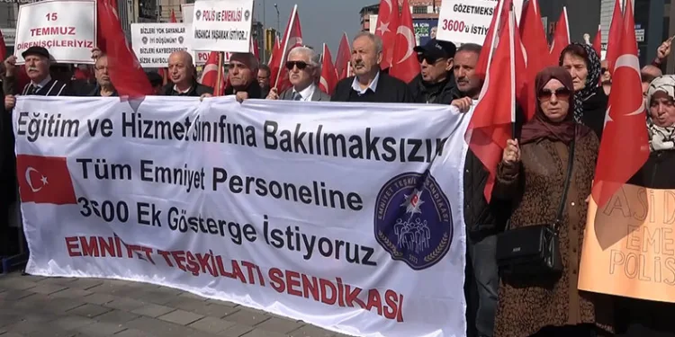 Bursa’da emekli polislerden 3600 ek gösterge talebi