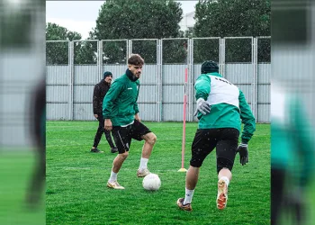 Bursaspor’da çalışmalar sürüyor