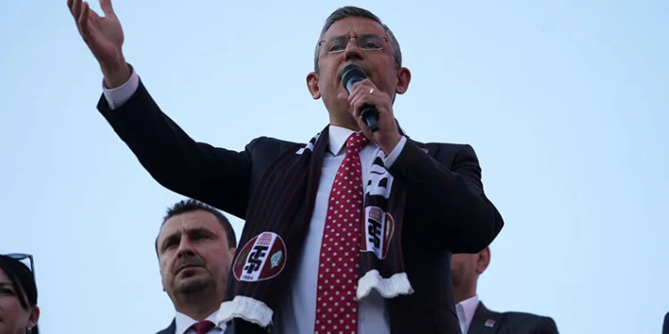 “Canı sağ olsun, ablamdır”