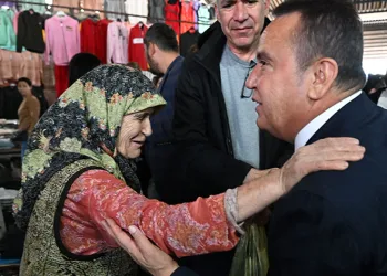 “Biz şov değil, hizmet peşindeyiz”