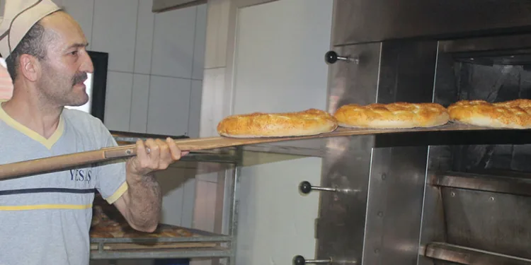 Ramazan pidesine ilgi büyük