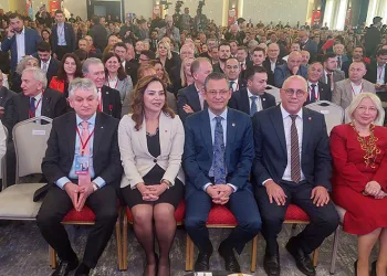CHP Lideri Özel: “Mahcubiyet içindeyiz”