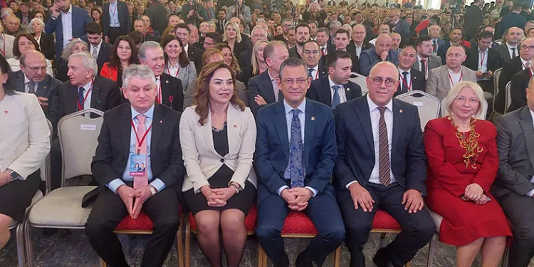 CHP Lideri Özel: “Mahcubiyet içindeyiz”