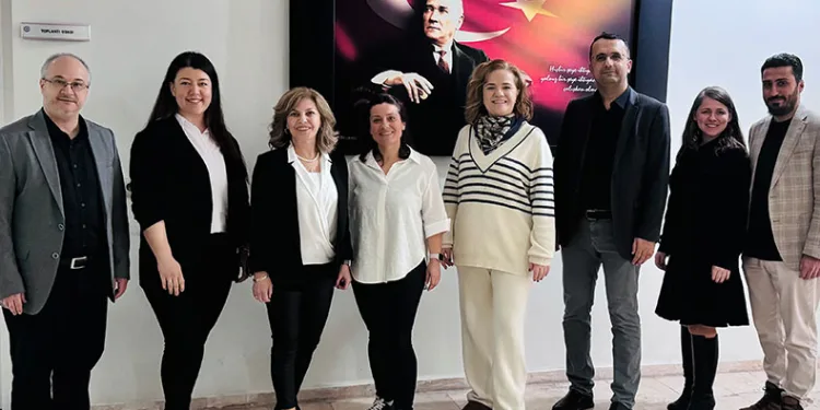 BUÜ’lü akademisyenlerin Erasmus+ projesine destek