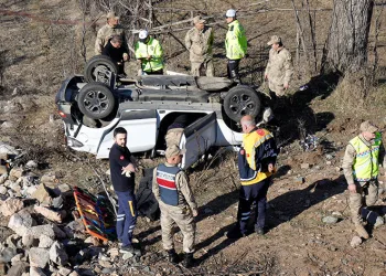 Duruşmadan dönen avukat trafik kazasında hayatını kaybetti