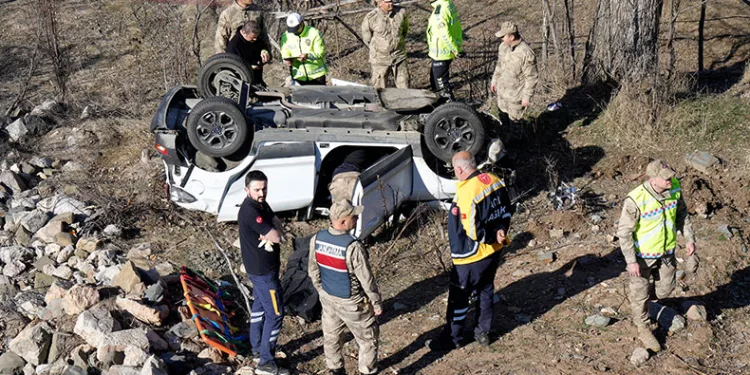 Duruşmadan dönen avukat trafik kazasında hayatını kaybetti