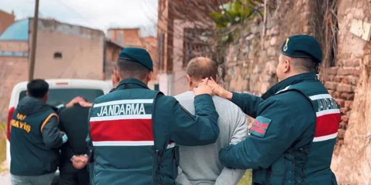 Jandarma ve polisten ortak operasyon
