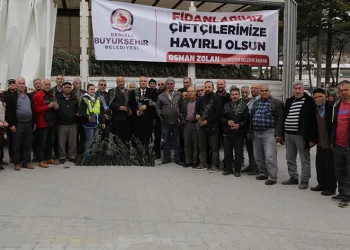 Çamelili çiftçilere 5 bin adet zeytin fidanı dağıtıldı