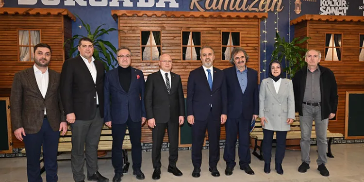 Bursa Büyükşehir’den emeklilere bayram desteği