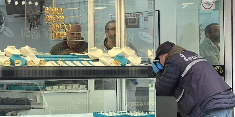Bursa’da 3.5 milyon TL’lik kuyumcu soygunu