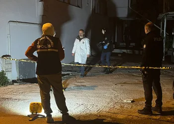 Davul çalma isteğini reddeden muhtarı vurdu