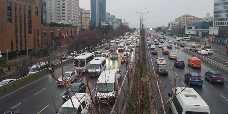 Trafik yoğunluğu yüzde 83’e ulaştı