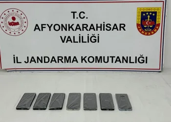 175 bin TL değerinde kaçak cep telefonu ele geçirildi