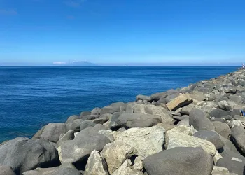 Çanakkale’de göçmen botu battı