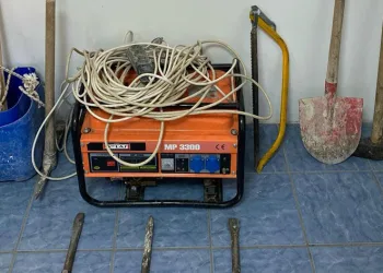Kazdıkları 35 metrelik kuyuda suçüstü yakalandı