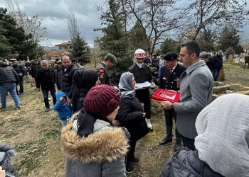 Kore gazisi resmi törenle ebediyete uğurlandı