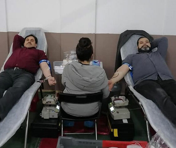 Kızılay'a kan bağışında bulundular