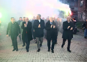 “Siz önce Buski vurgununun hesabını verin”