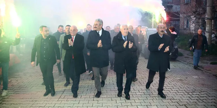 “Siz önce Buski vurgununun hesabını verin”