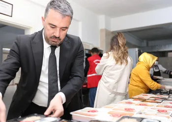 Pursaklar’da aşevi ile yüzler tebessüm ediyor