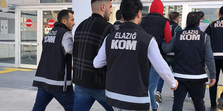 Elazığ’da silah ticareti operasyonu