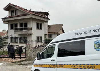 Bursa’da villada patlama! Bodrumda ceset bulundu