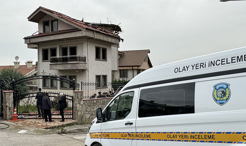 Bursa'da villada patlama! Bodrumda ceset bulundu
