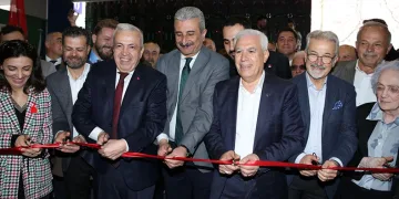 Birilerinin projelerimizi çalmasına gerek yok”