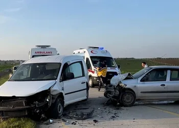 2 aracın karıştığı kazada 7 kişi yaralandı