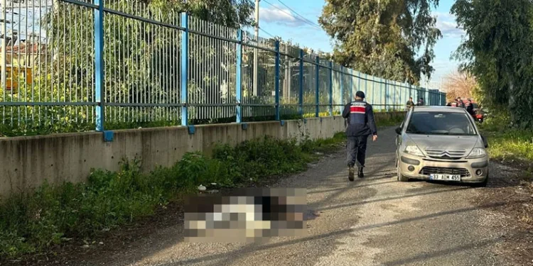 Eski eşini öldüren polis intihar etti