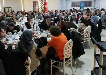 Bilecikliler iftar yemeğinde bir araya geldi