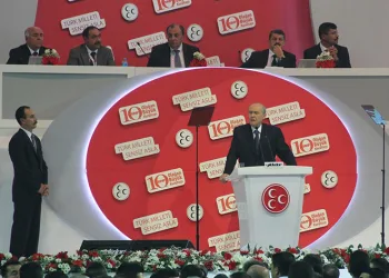 Geçmişten günümüze MHP’nin kurultayları